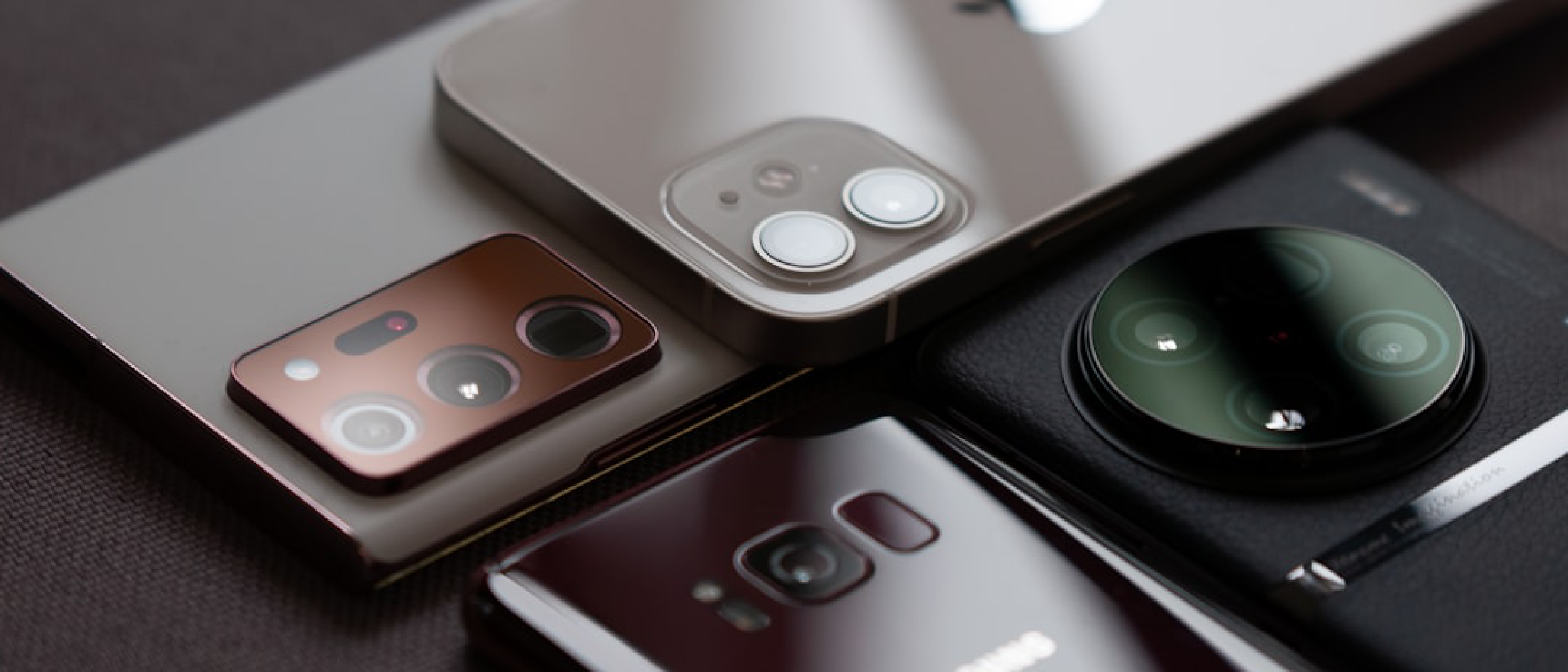 2026’s Top Phones Still Keeping the 3.5mm Jack