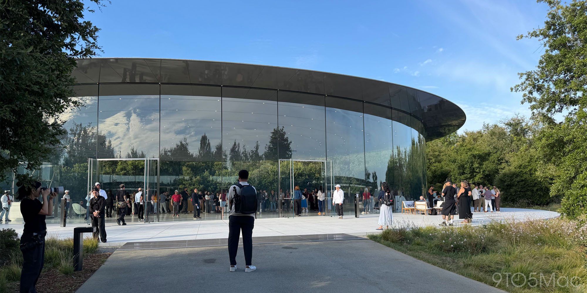 Apple “Surprise and Shine” Event: Rumors, Tech & Impact