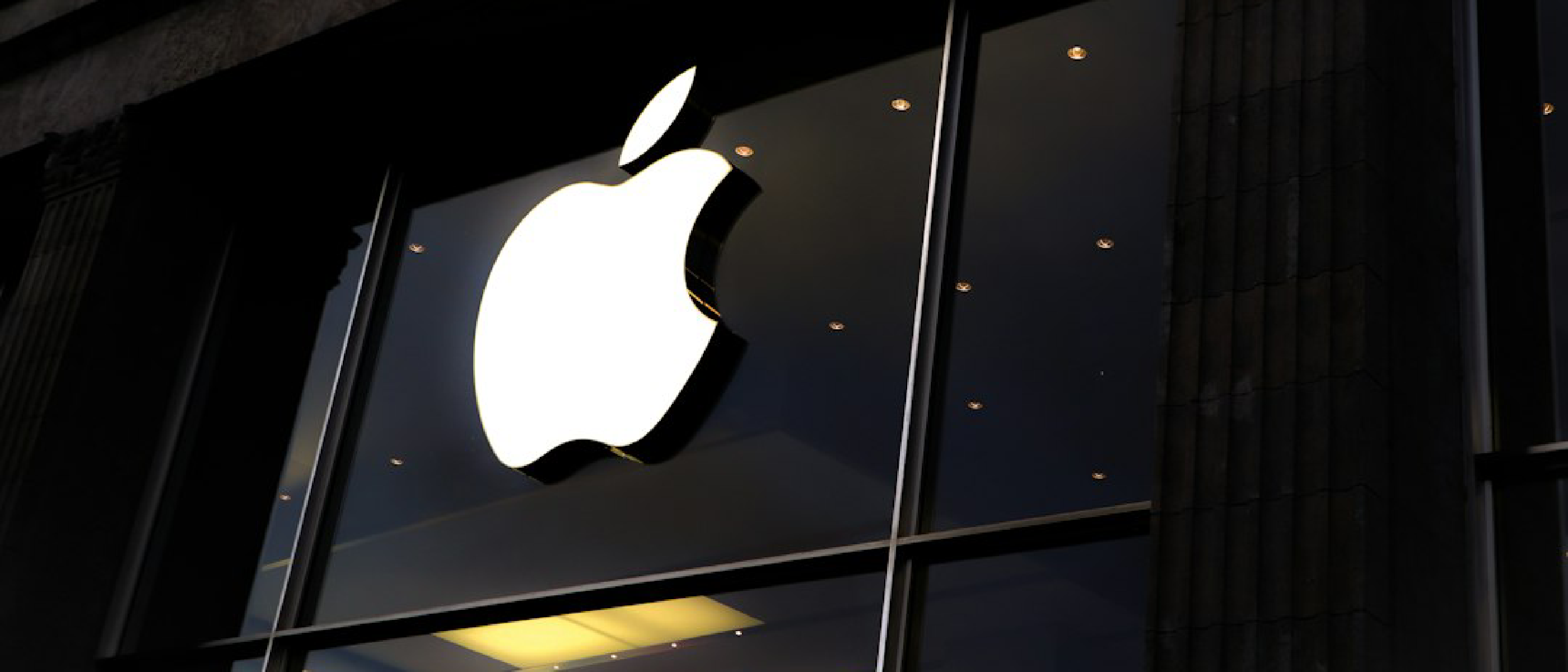 Apple Teams With ROSÉ to Spotlight iPhone 18 Pro Cameras