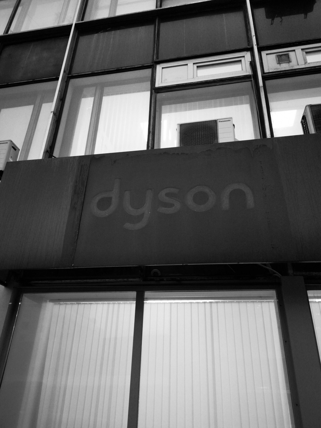 Dyson Gen5Detect Tops 2026 Vacuum Test – Review