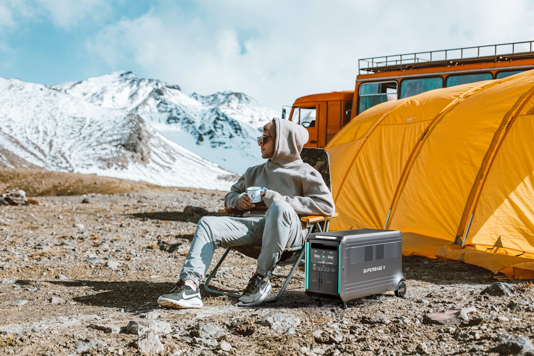 Portable Solar Generators: 2026 Guide & Review