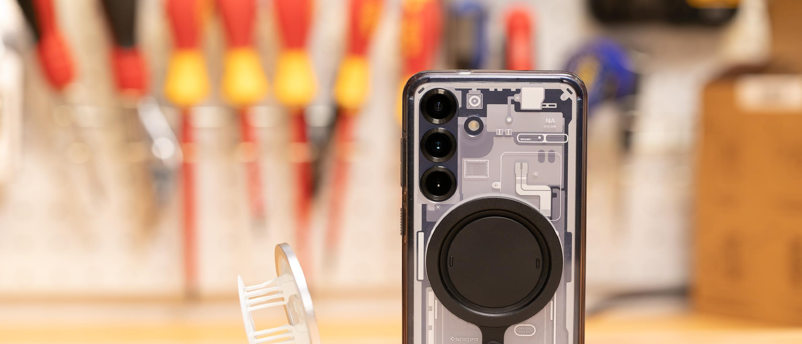 Snap Grip Stand: Magnetic Phone Accessory That Stays