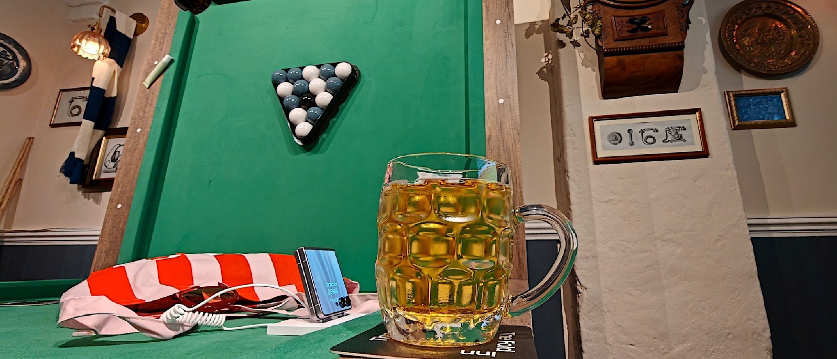 Samsung’s Fold Inn Pop‑Up Pub: Tech, Beer & Marketing