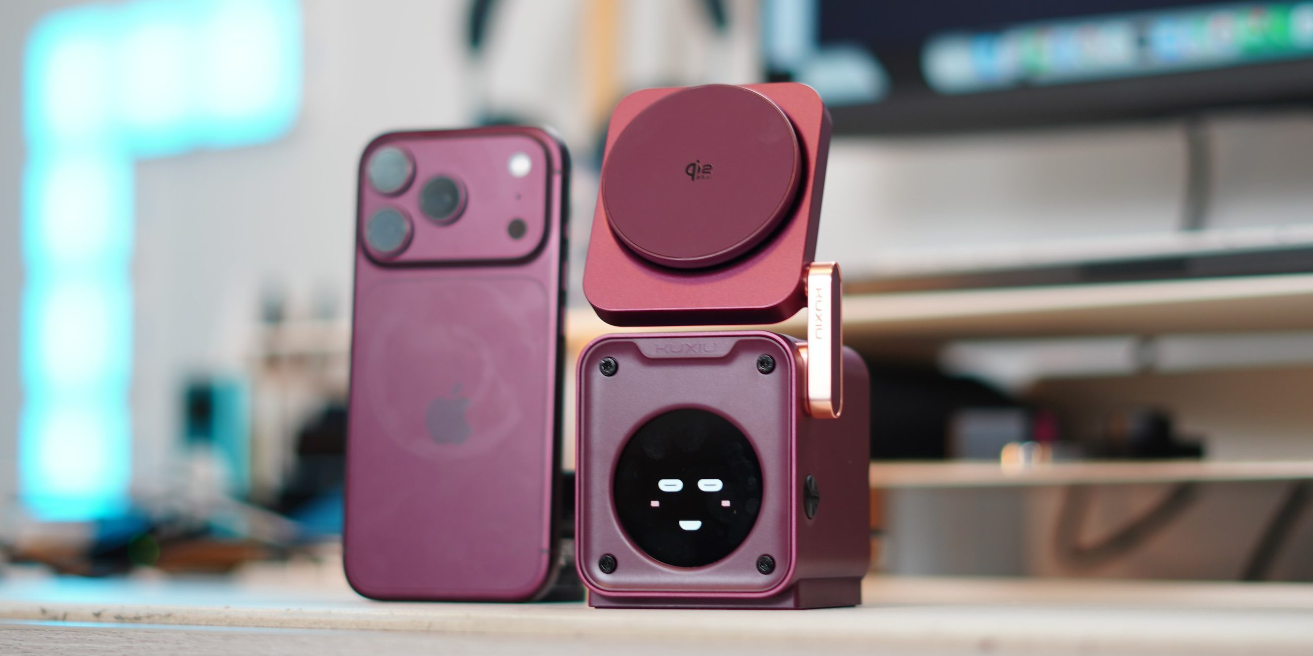Kuxiu’s Burgundy D5 Charger Matches iPhone 18 Pro