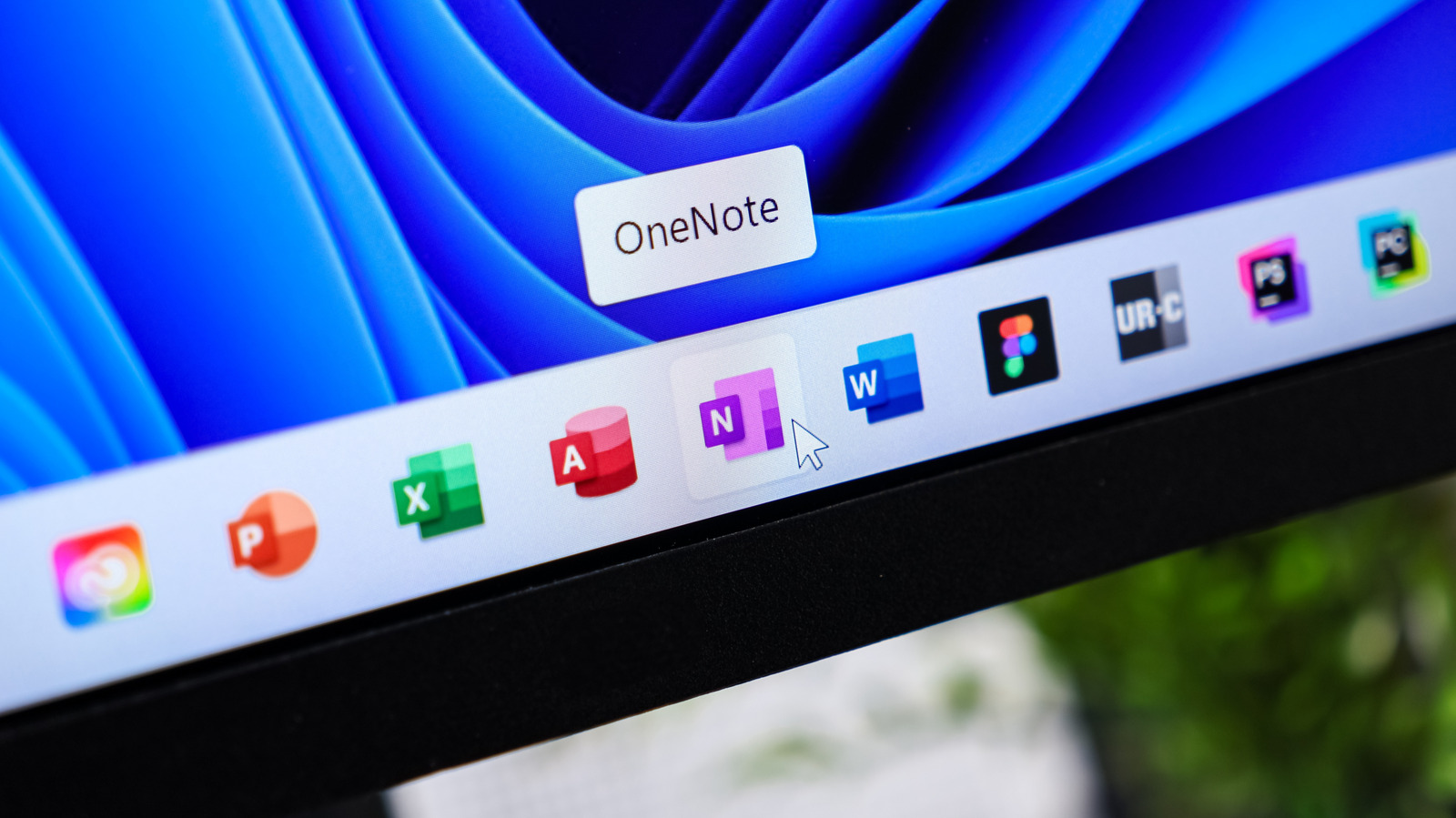Microsoft 365 Subscriptions Push Users to Free Office