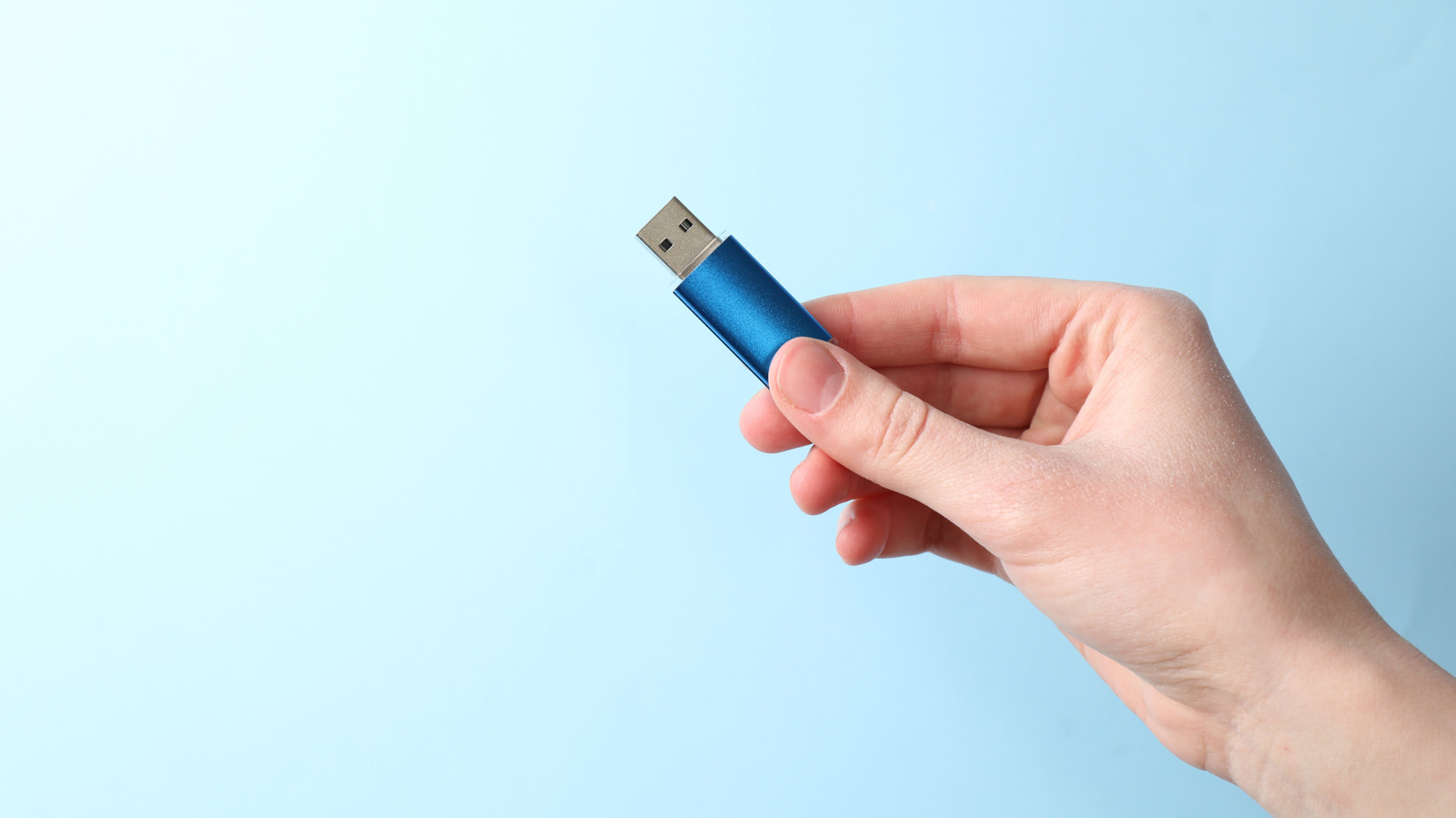 8 Creative Ways to Breathe New Life Into Old USB Drives