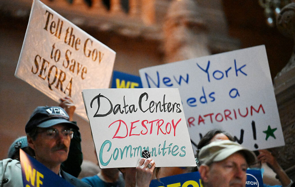 New York Bans Data Centers
