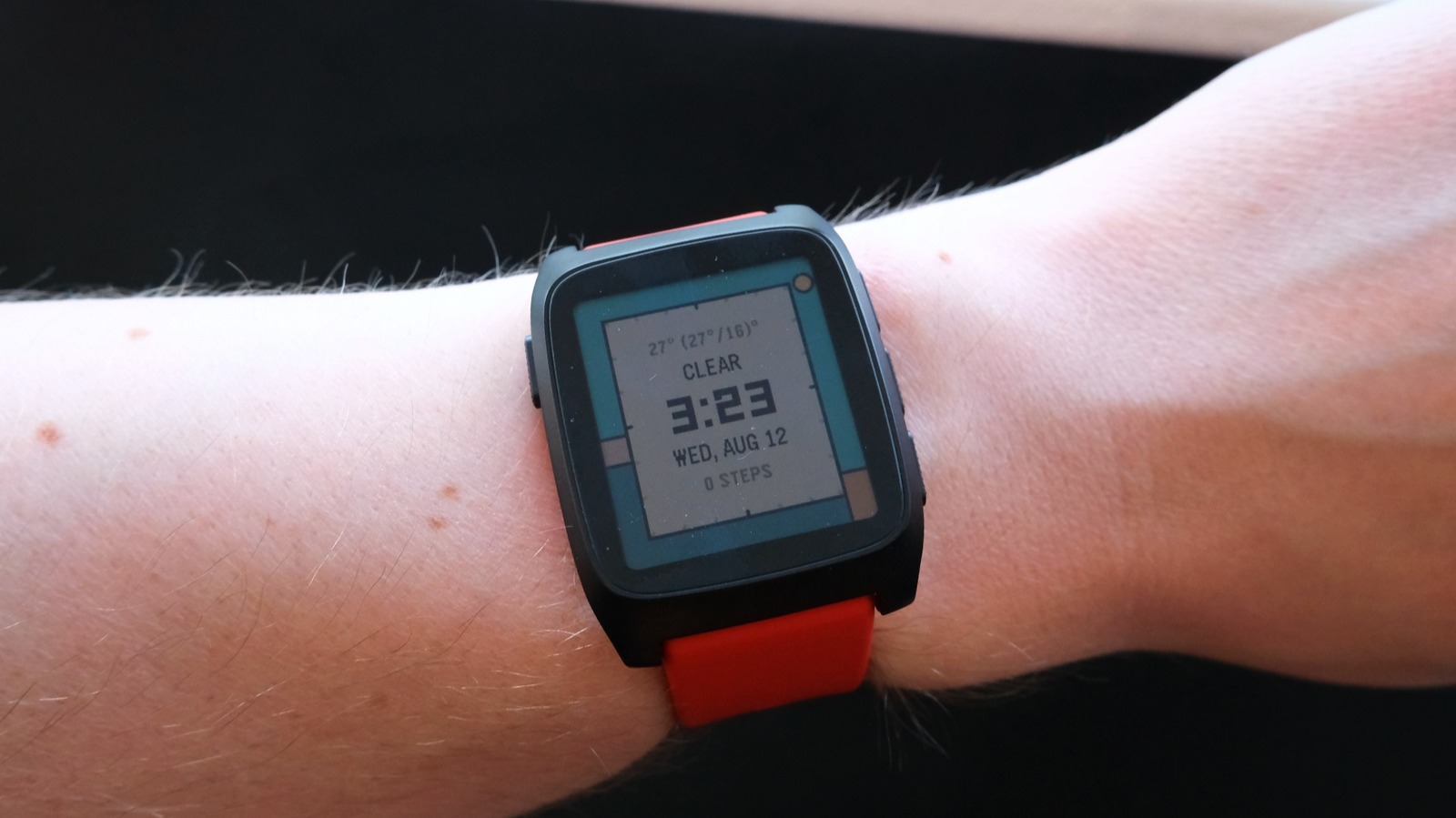 Pebble Time 2 Returns: The Smartwatch for Minimalists