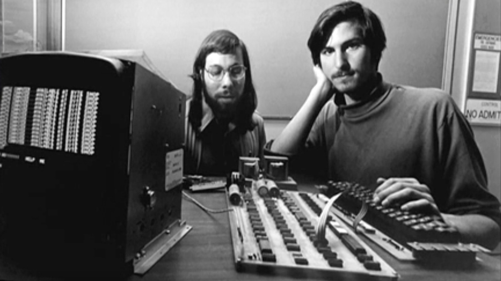 Rare Working Apple I Hatfield Heads to Auction