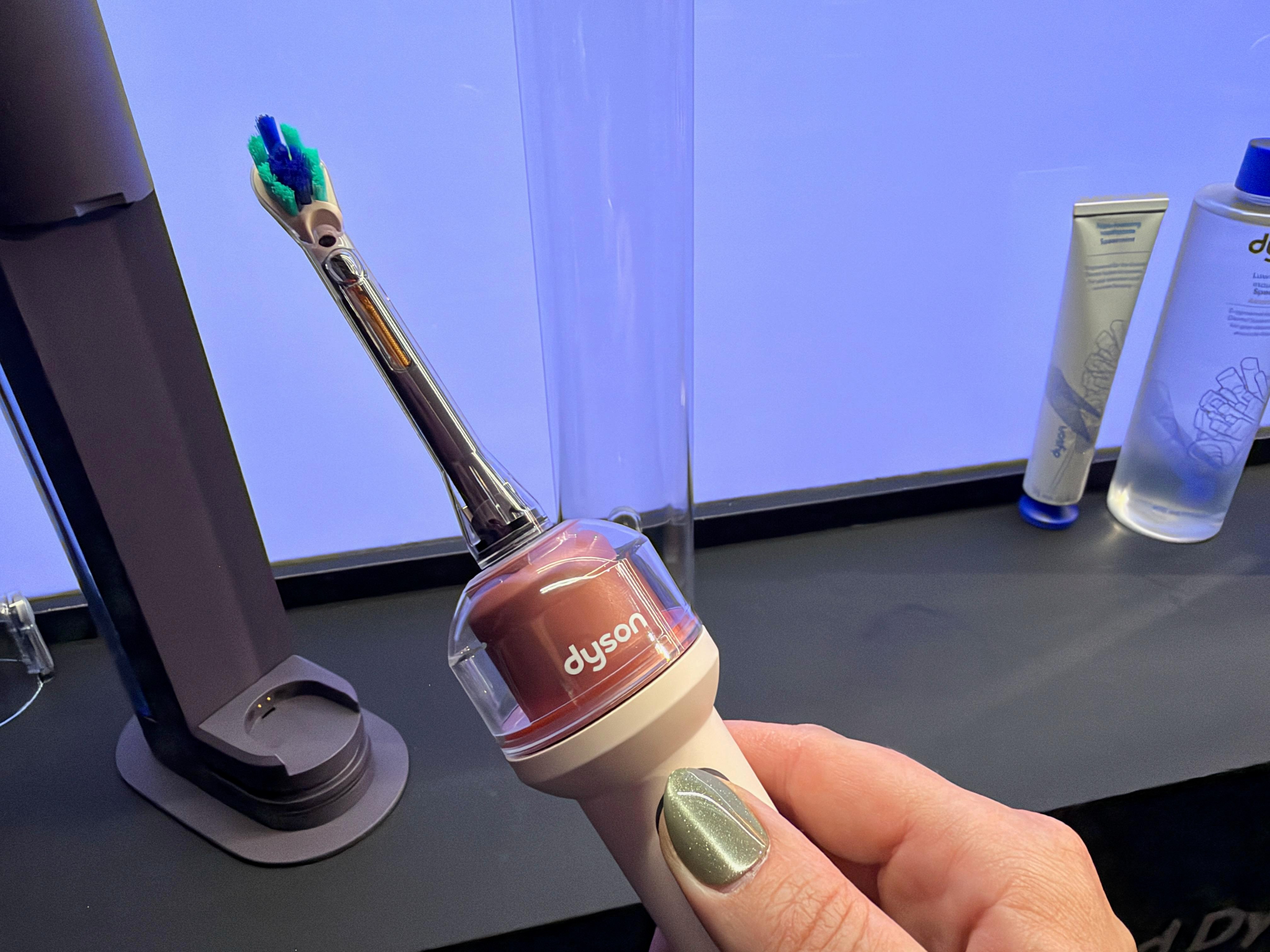 Dyson Camera Jet Toothbrush: Water in Battery Issue