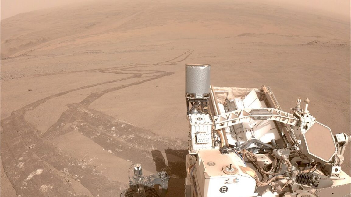 Perseverance Rover Sets New Mars Distance Record