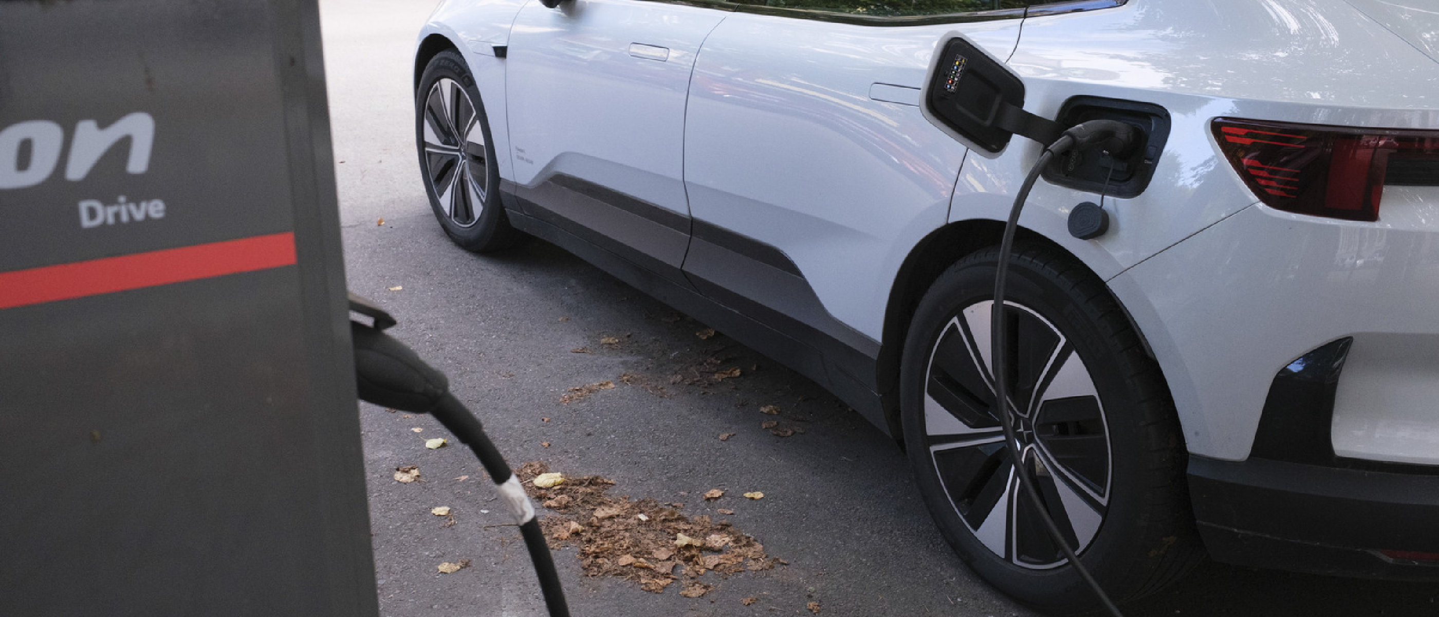 Everyday EV Charging Habits That Kill Battery Life