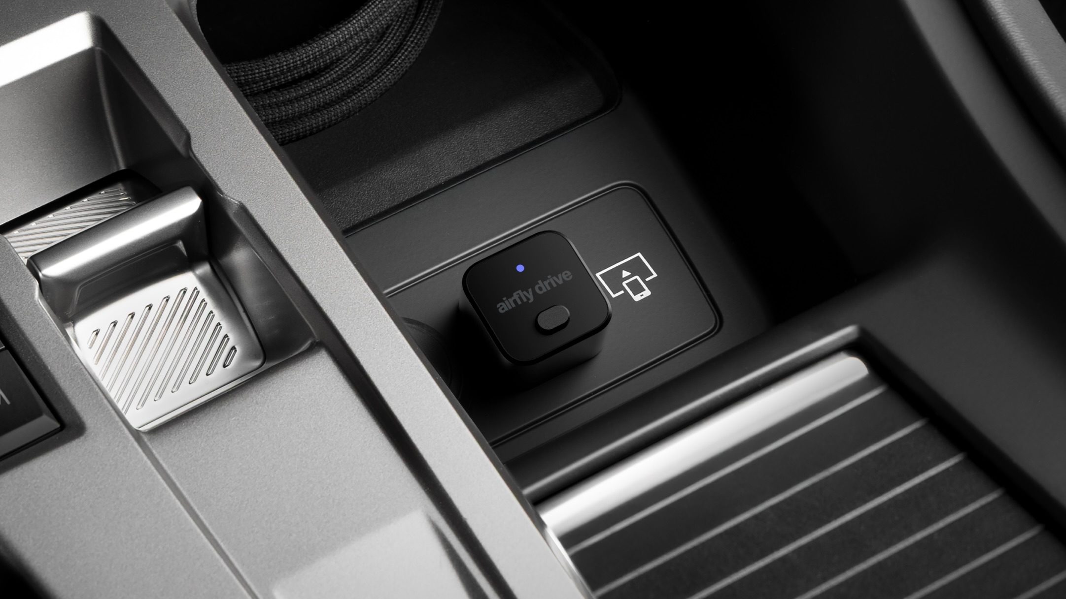 Twelve South Airfly Drive: Wireless CarPlay Adapter