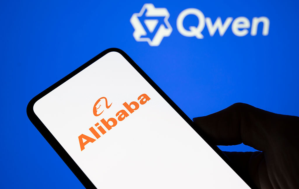 U.S. Pulls Chinese Qwen AI Search from Federal Register