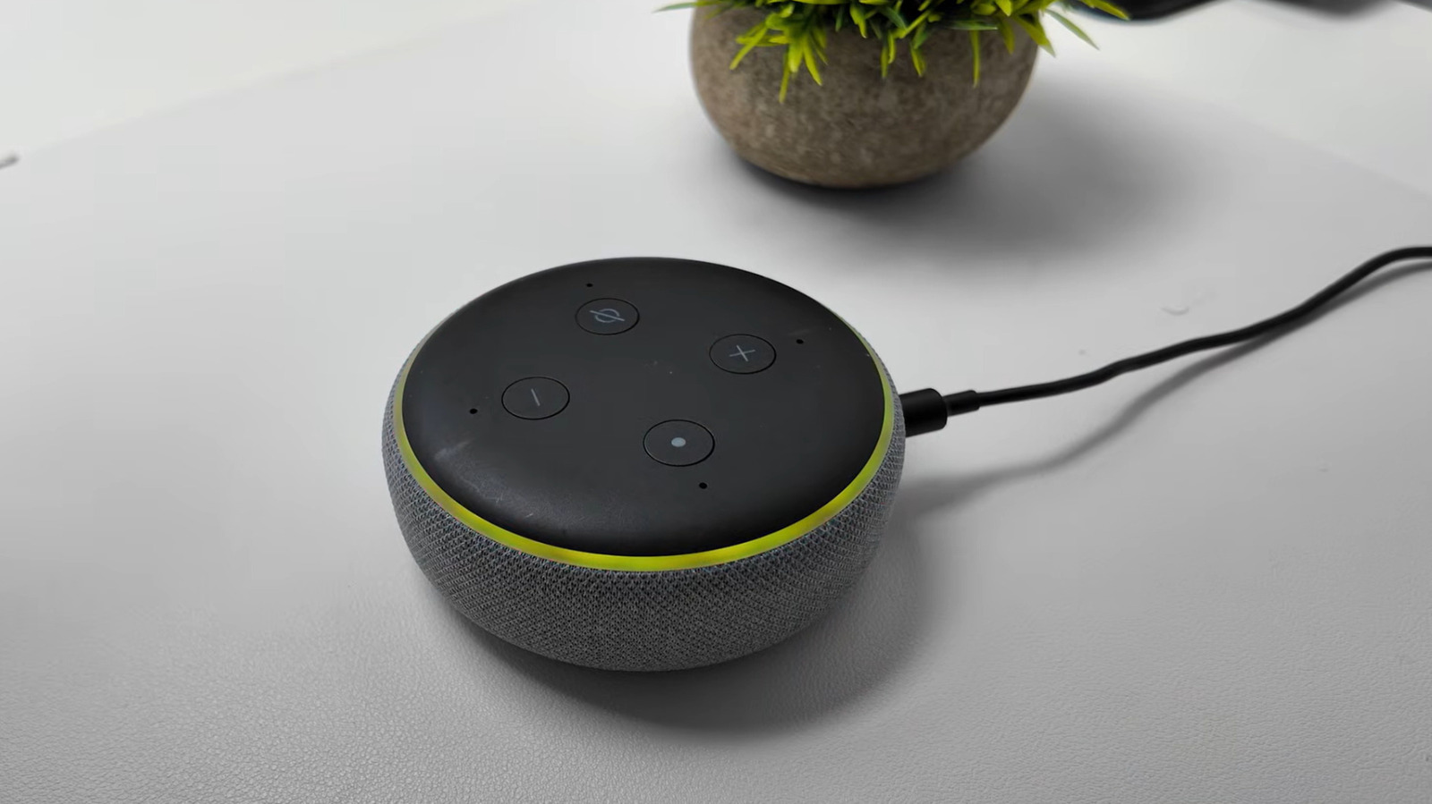 What the Yellow Alexa Light Means & How to Clear It