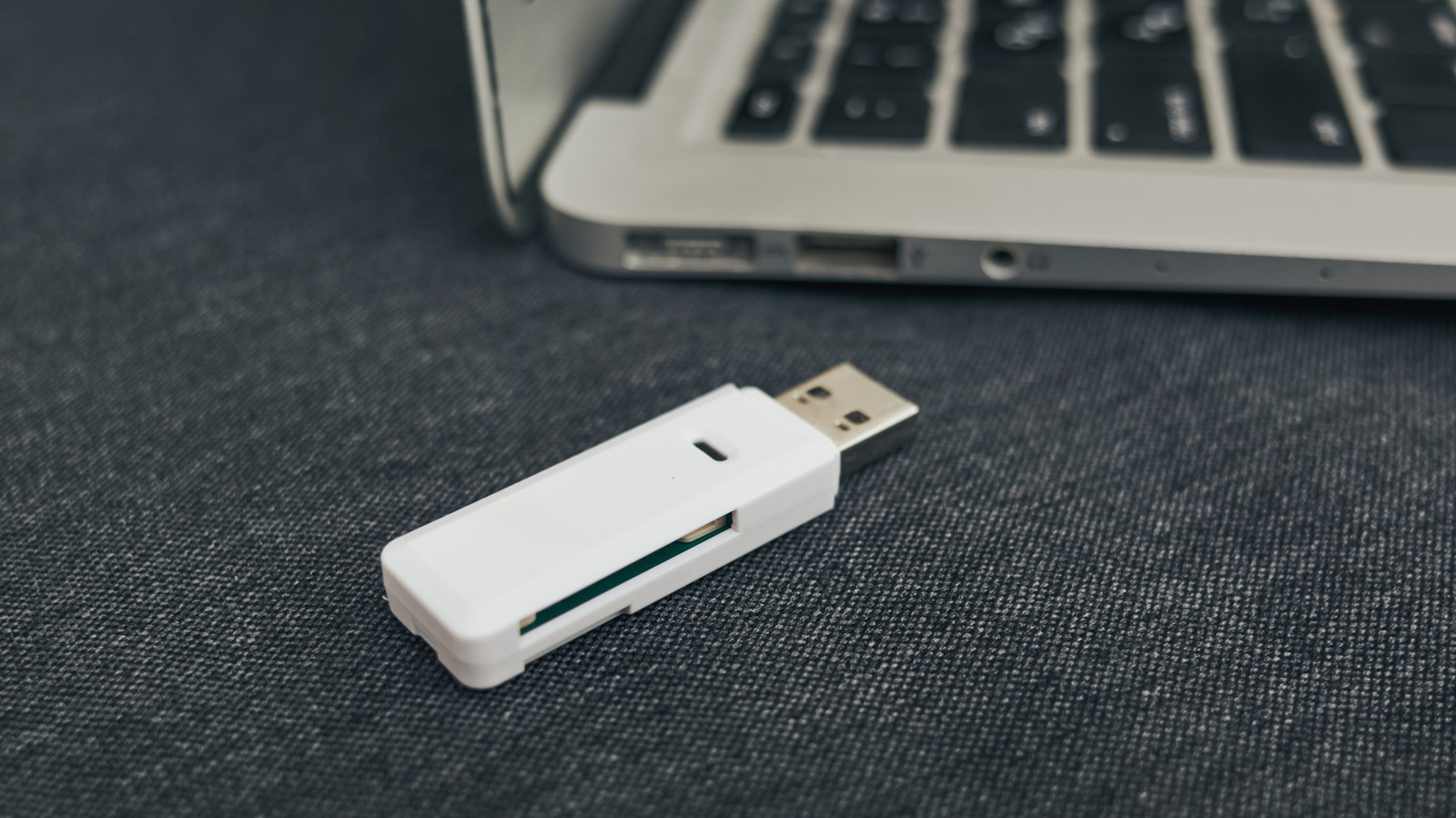 Why You Must Backup Data on Old USB Thumb Drives Now